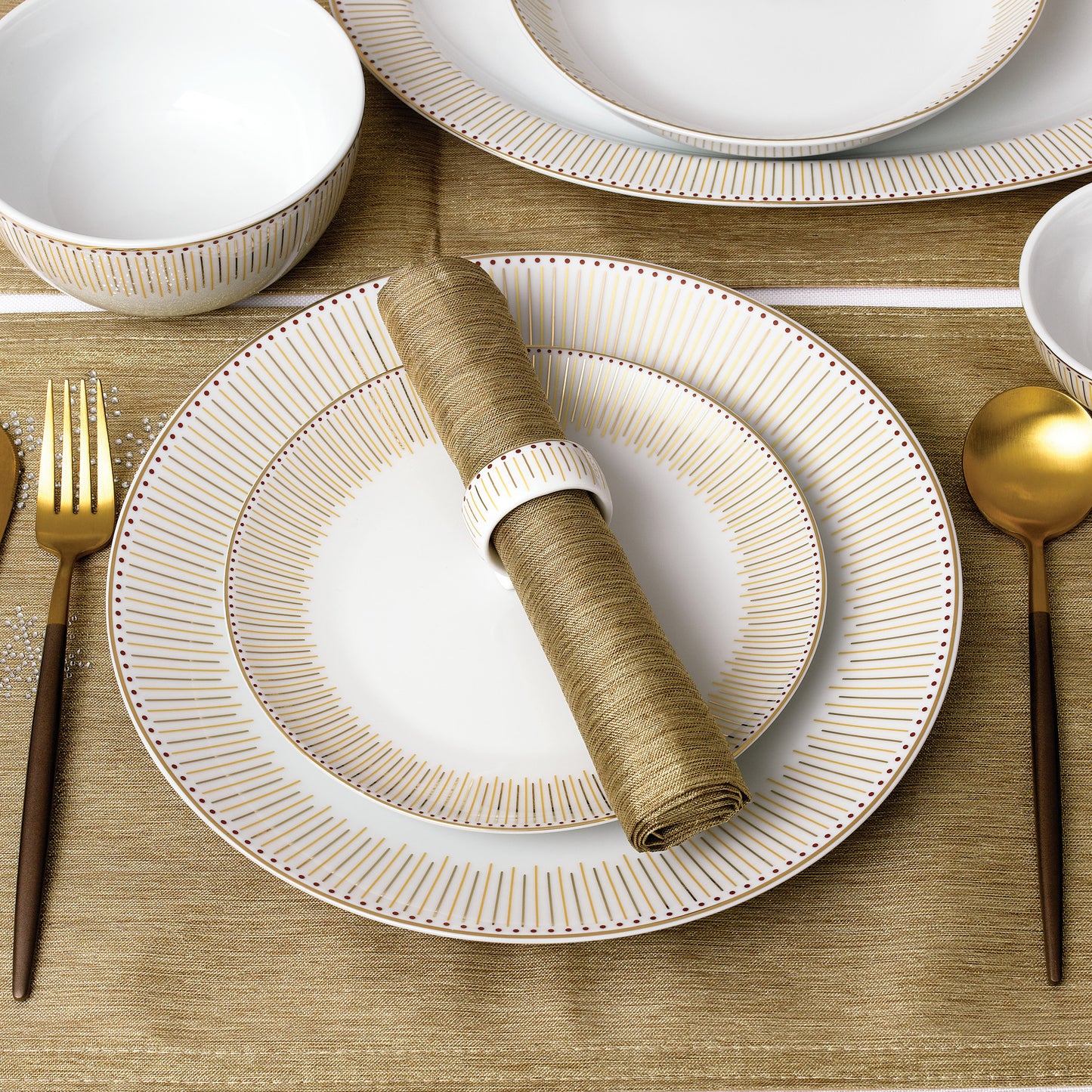 Gold Radiance Xmas Porcelain Dinnerware Set, 50 Pieces