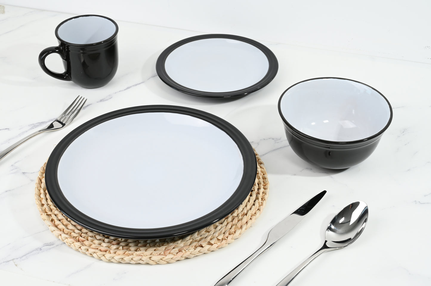 16 Piece Black Camden Dinner Set