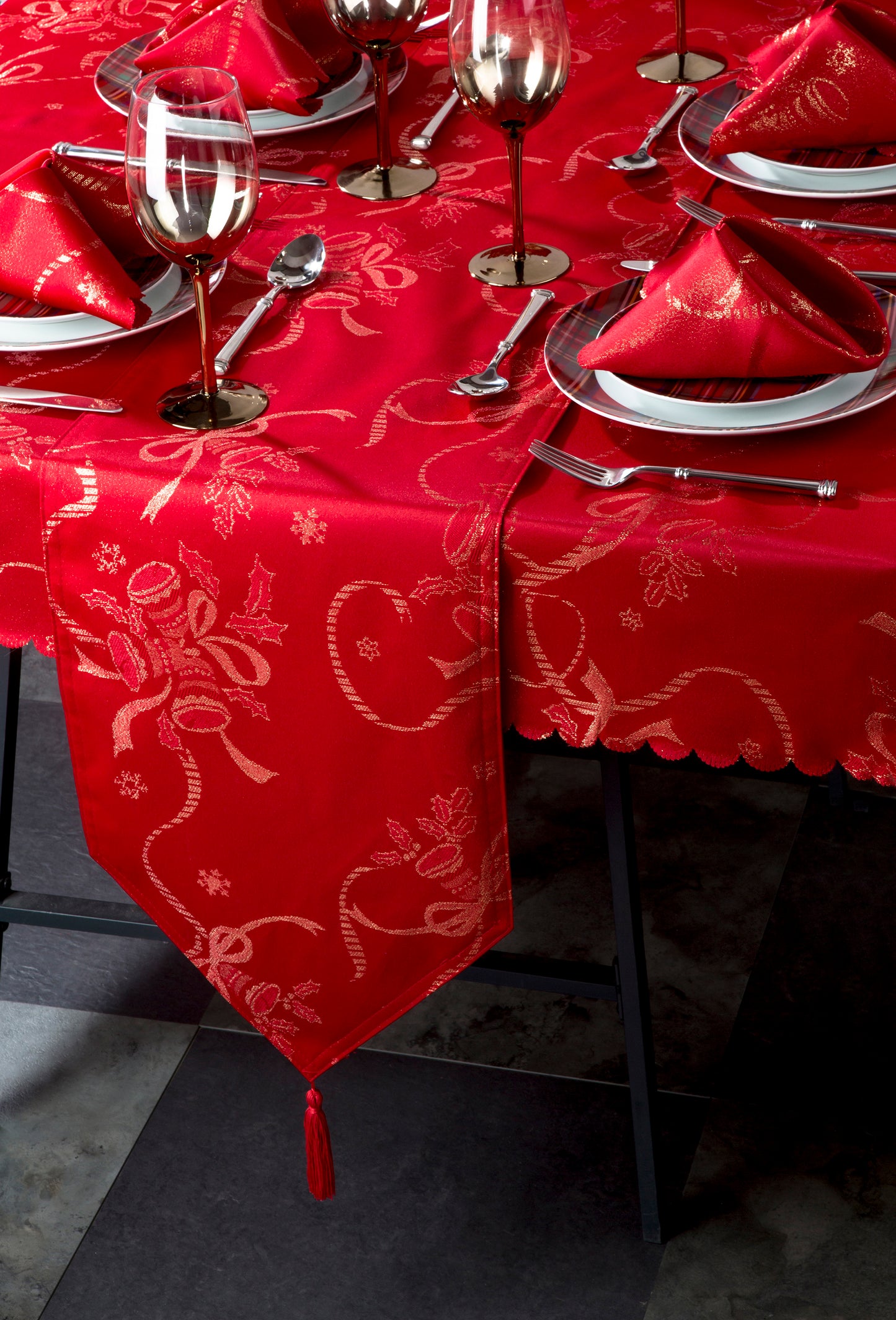 10pc Noel Sparkle Table Linen Set