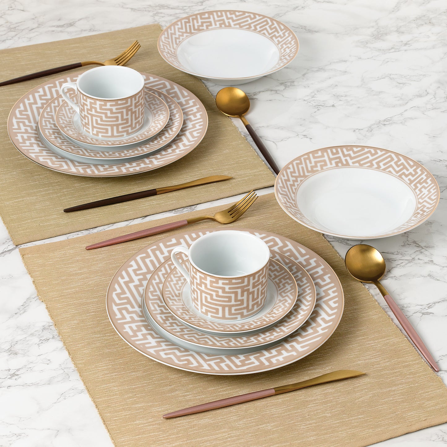 20pc Mosaic Cream & Gold Dinner Set