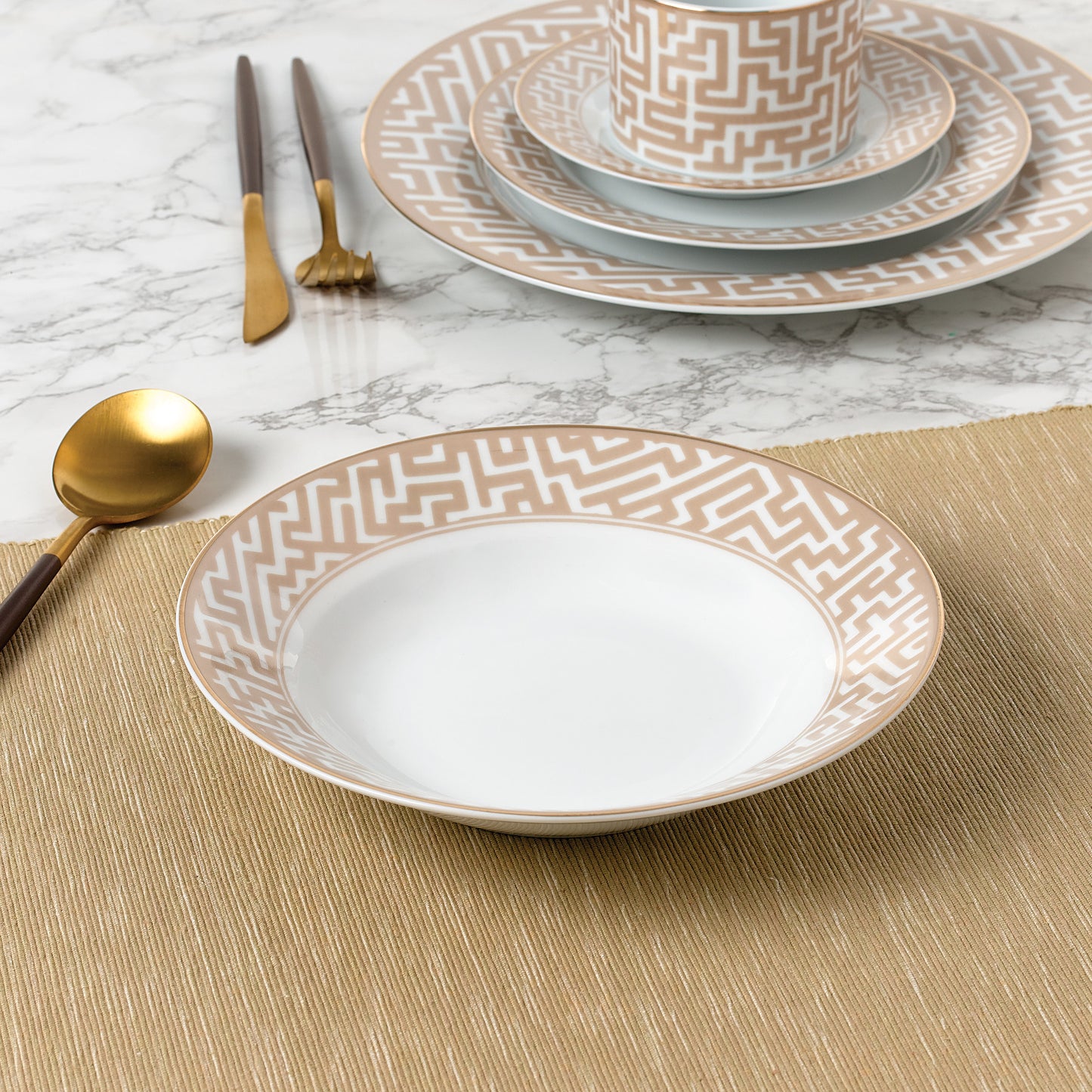 20pc Mosaic Cream & Gold Dinner Set